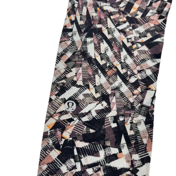 Lululemon Fast and Free Tight II Legging - Picture 6 of 12